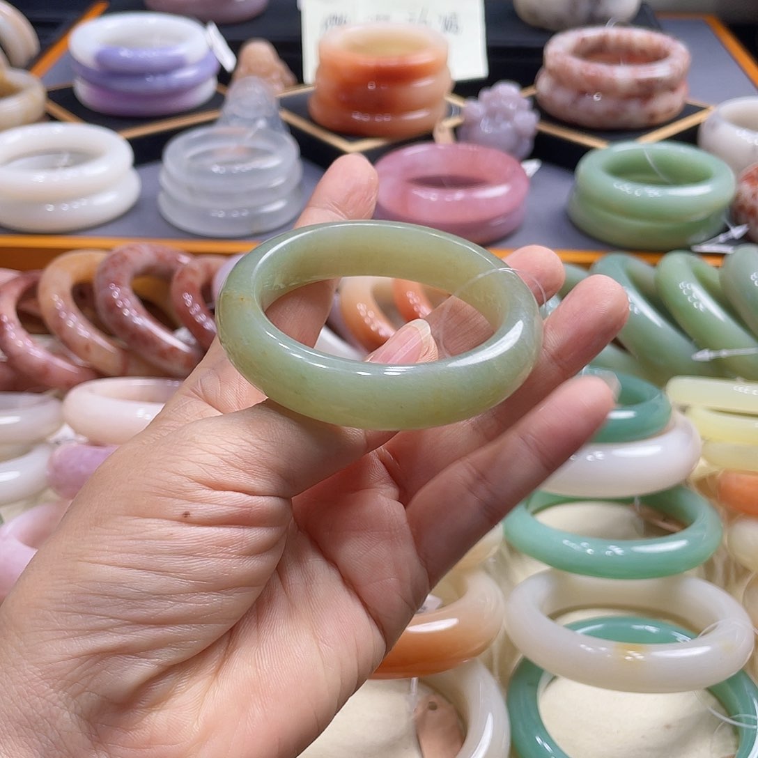 未镶嵌手镯石英岩玉@***ღ