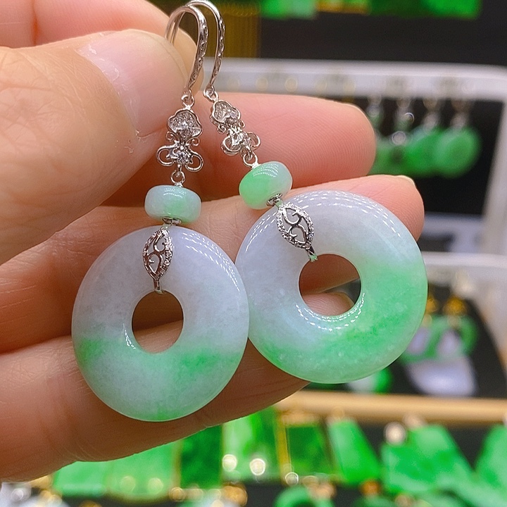 翡翠耳饰18K金镶嵌耳坠