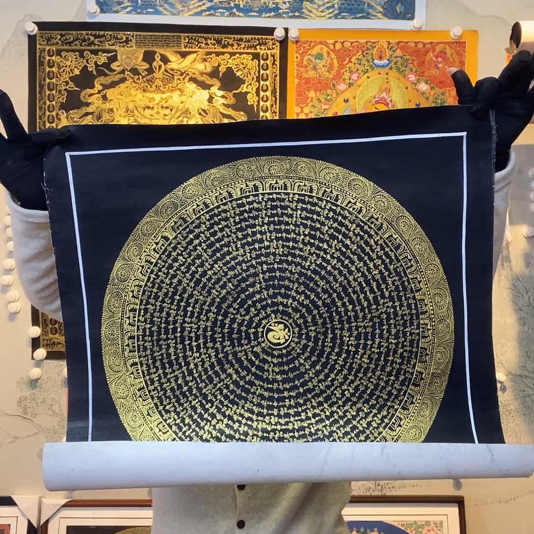 卷轴画纯手绘六字真言唐卡50厘米左右