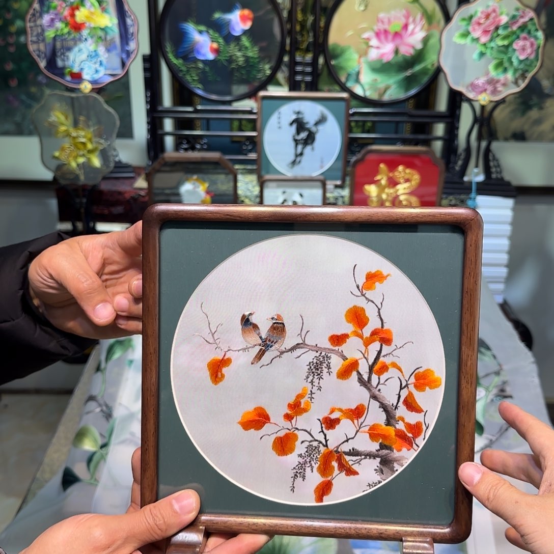 刺绣刺绣工艺精湛