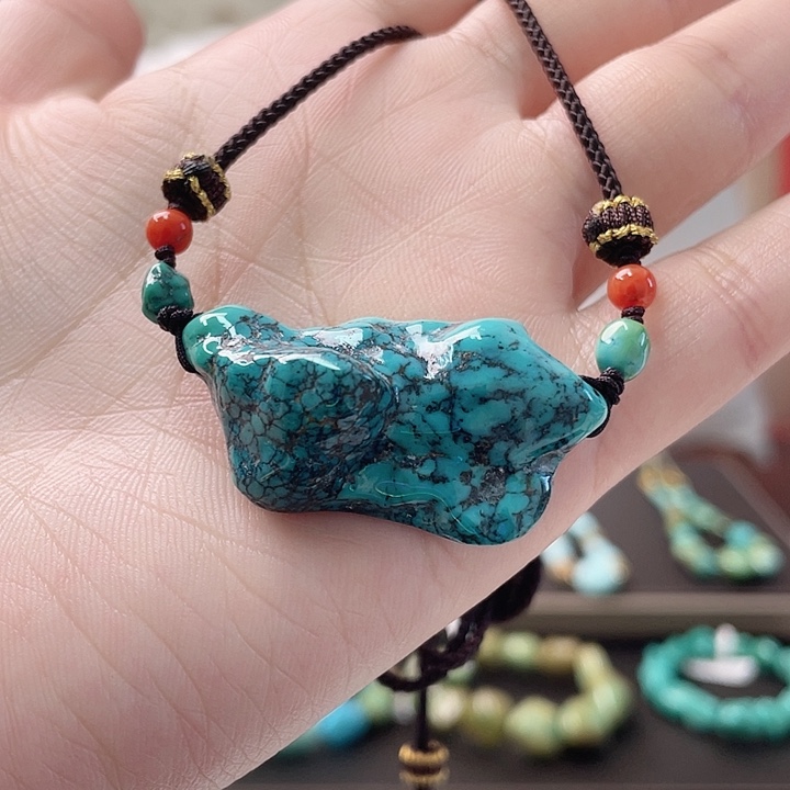 未镶嵌绿松石珠宝奇石