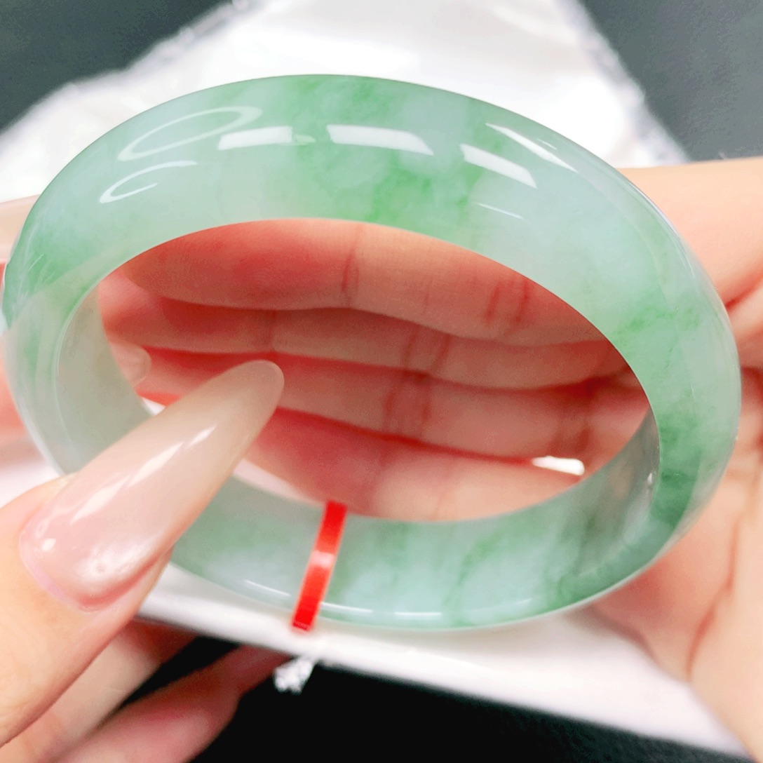 翡翠未镶嵌手镯56