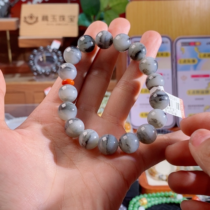 未镶嵌和田玉手链