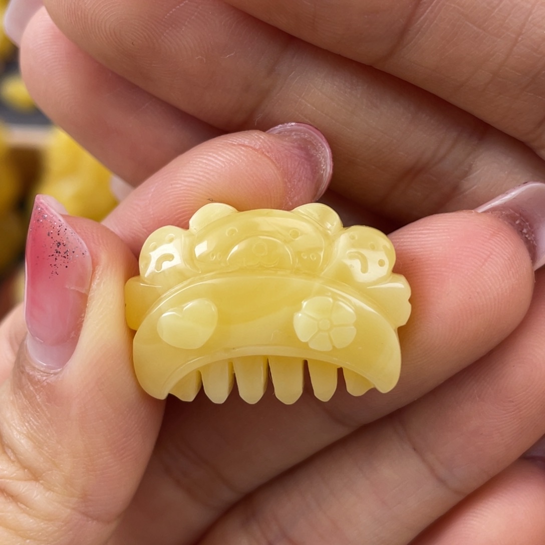 琥珀裸石未镶嵌蜜蜡