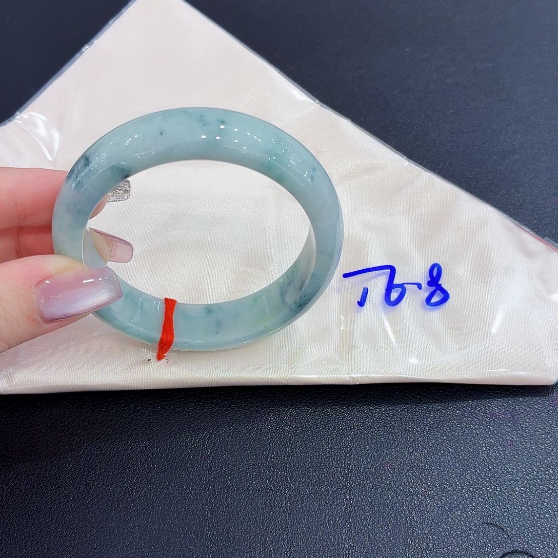 未镶嵌手镯翡翠天然缅甸翡翠手镯55.56