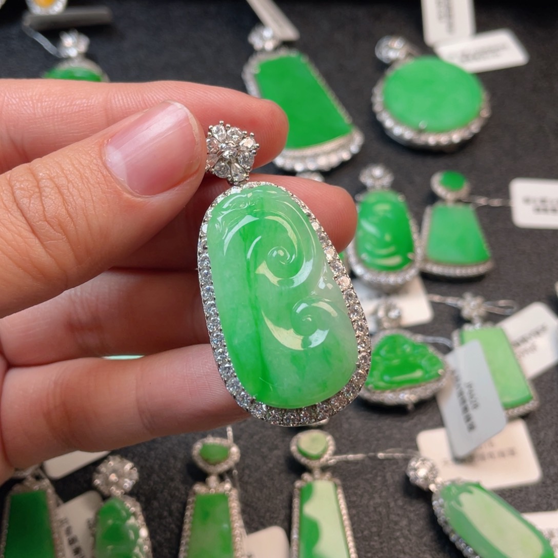 翡翠吊坠(不含链)银S925镶嵌
