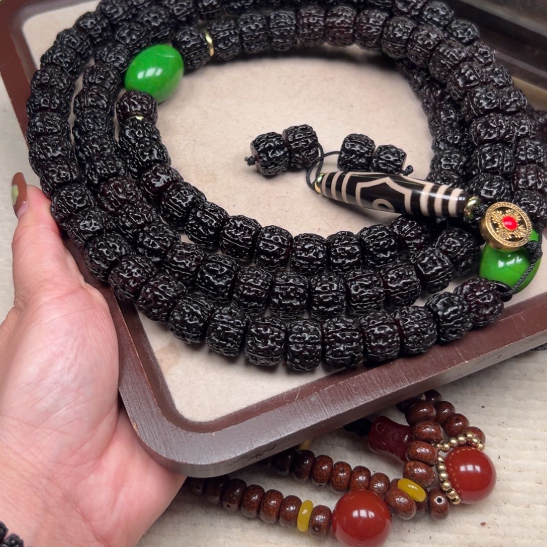 听***！吊坠金刚菩提1111