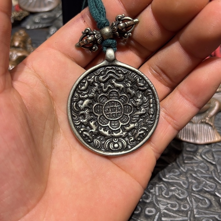 石英石铁合金星*渡谢谢