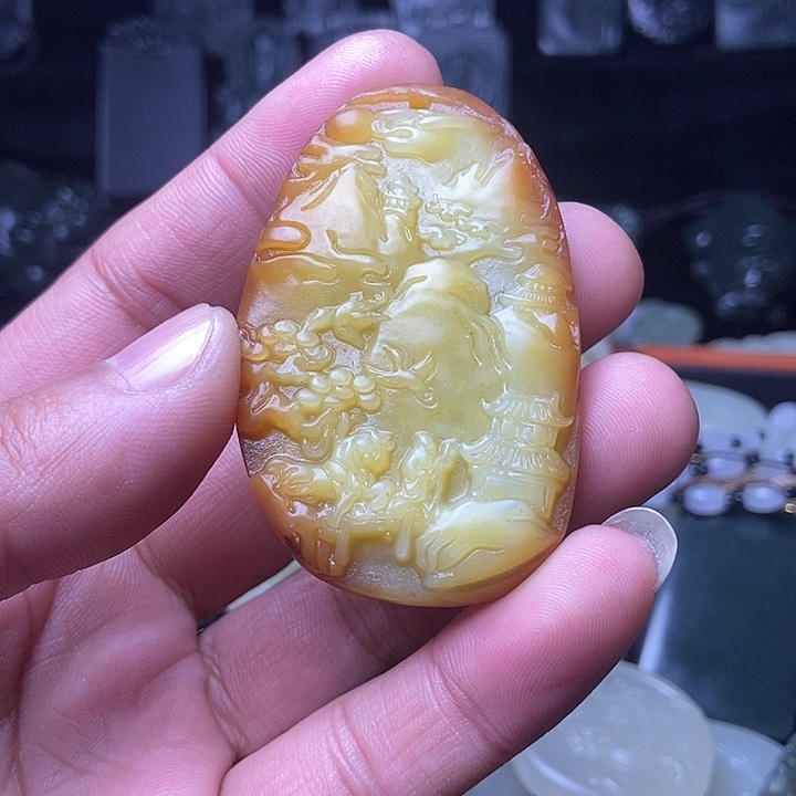 颈饰未镶嵌和田玉昵*