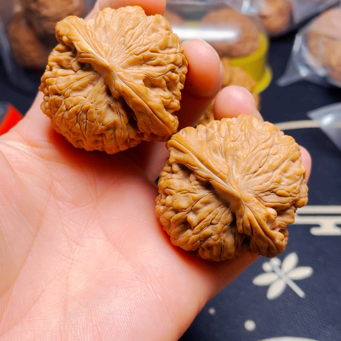 吊坠文玩核桃鸿**克莲花虎头