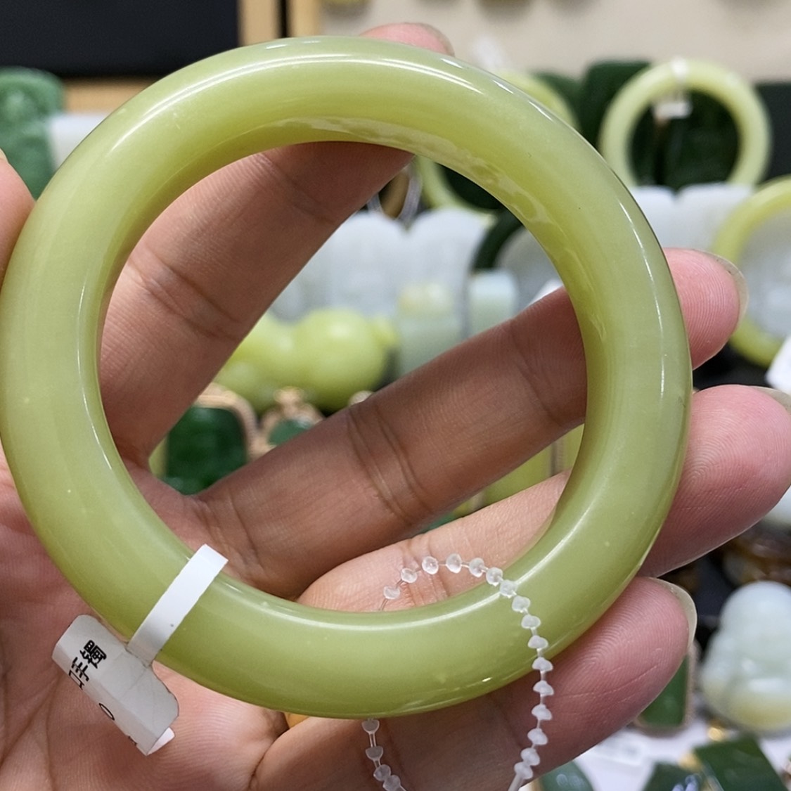 【闪购商品】颈饰未镶嵌和田玉