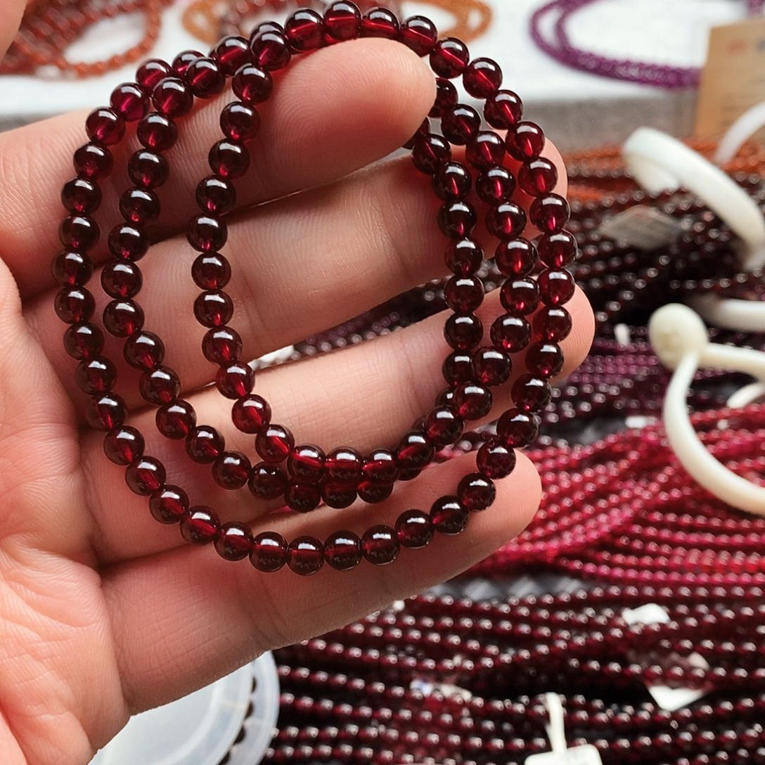 石榴石手链未镶嵌俗**耐5.2mm精品三圈