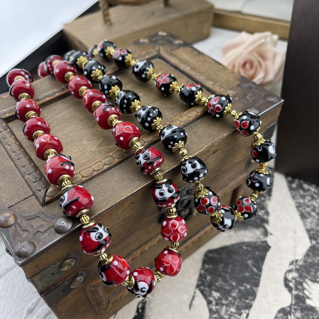 铜合金琉璃项链 新款老琉璃拼珐琅蝴蝶项链时尚红色手工彩色复古