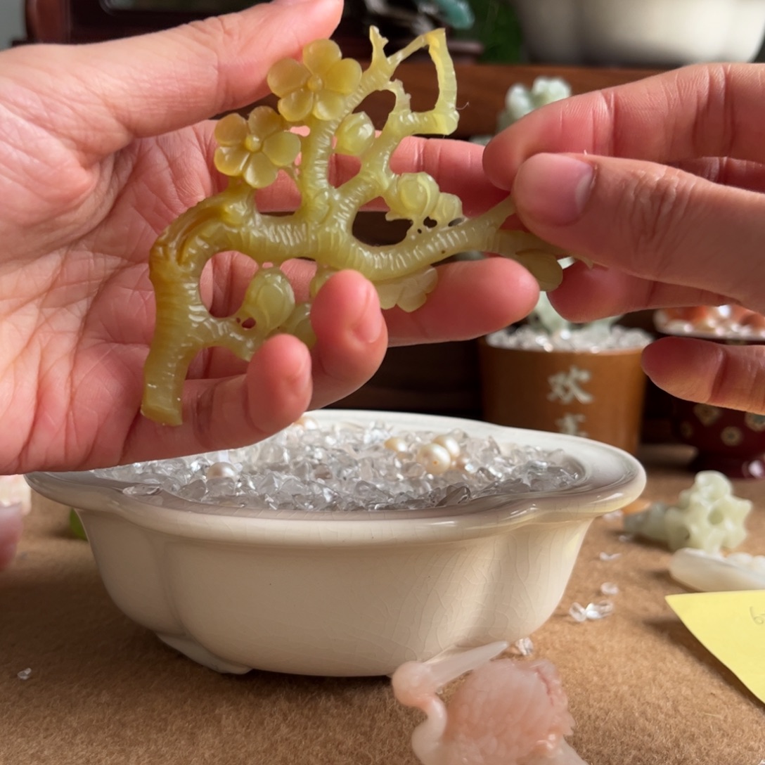 三***人昌化石印石梅花枝