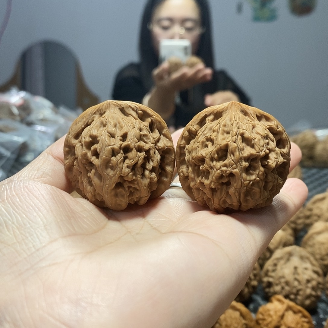 吊坠桃核水龙纹40修