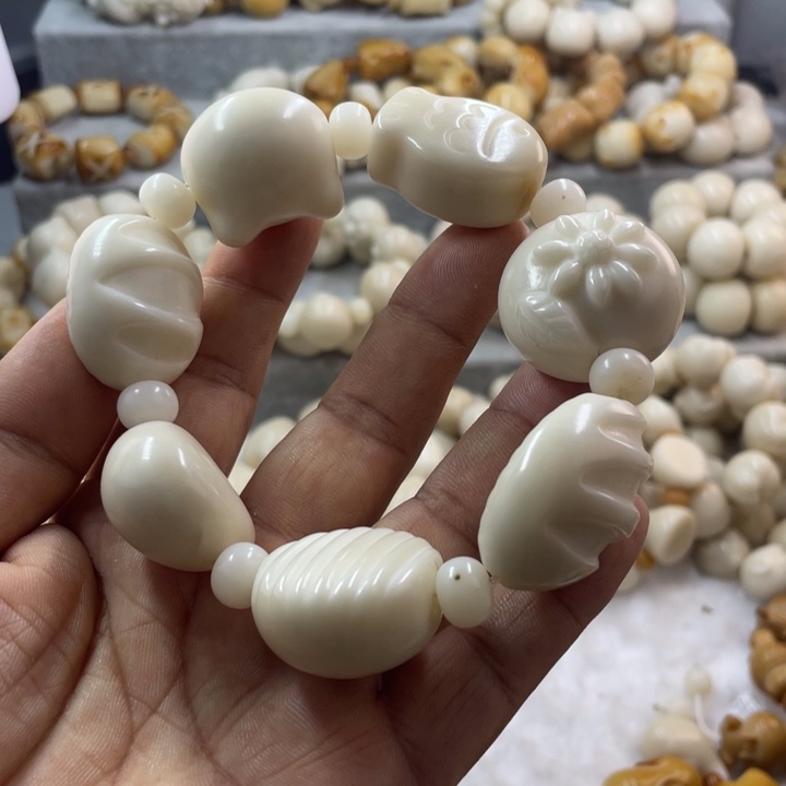 吊坠菩提根/象牙果微瑕象牙果白色多宝手串
