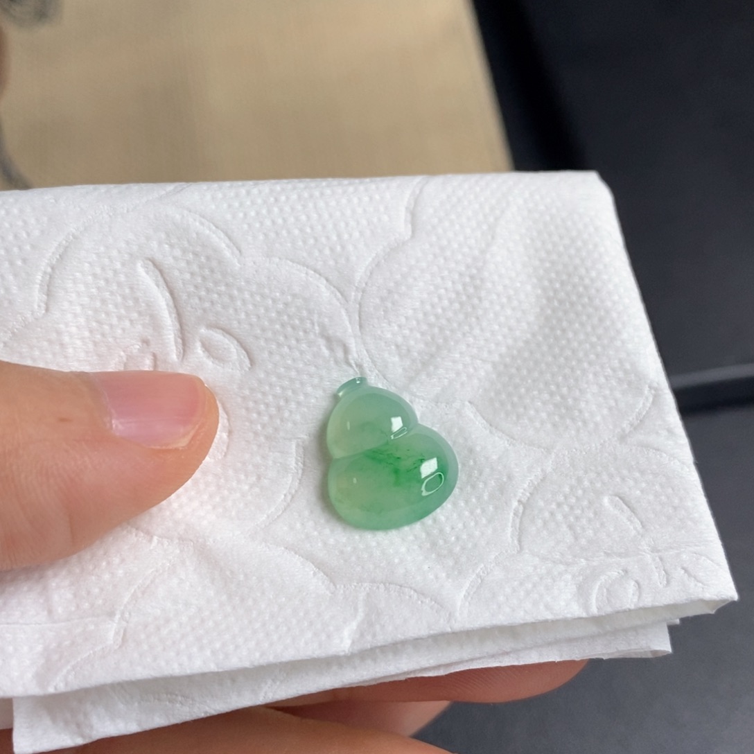 颈饰未镶嵌翡翠葫芦