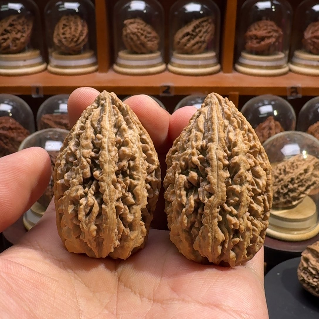 文玩核桃吊坠蚂蚁棍