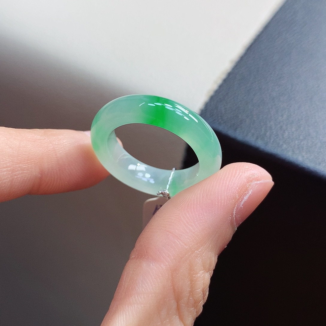 翡翠戒指未镶嵌16号