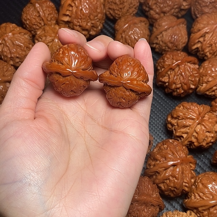 城***X木质类32白狮子。    