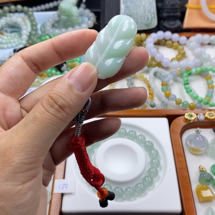【闪购商品】翡翠裸石           叶子
