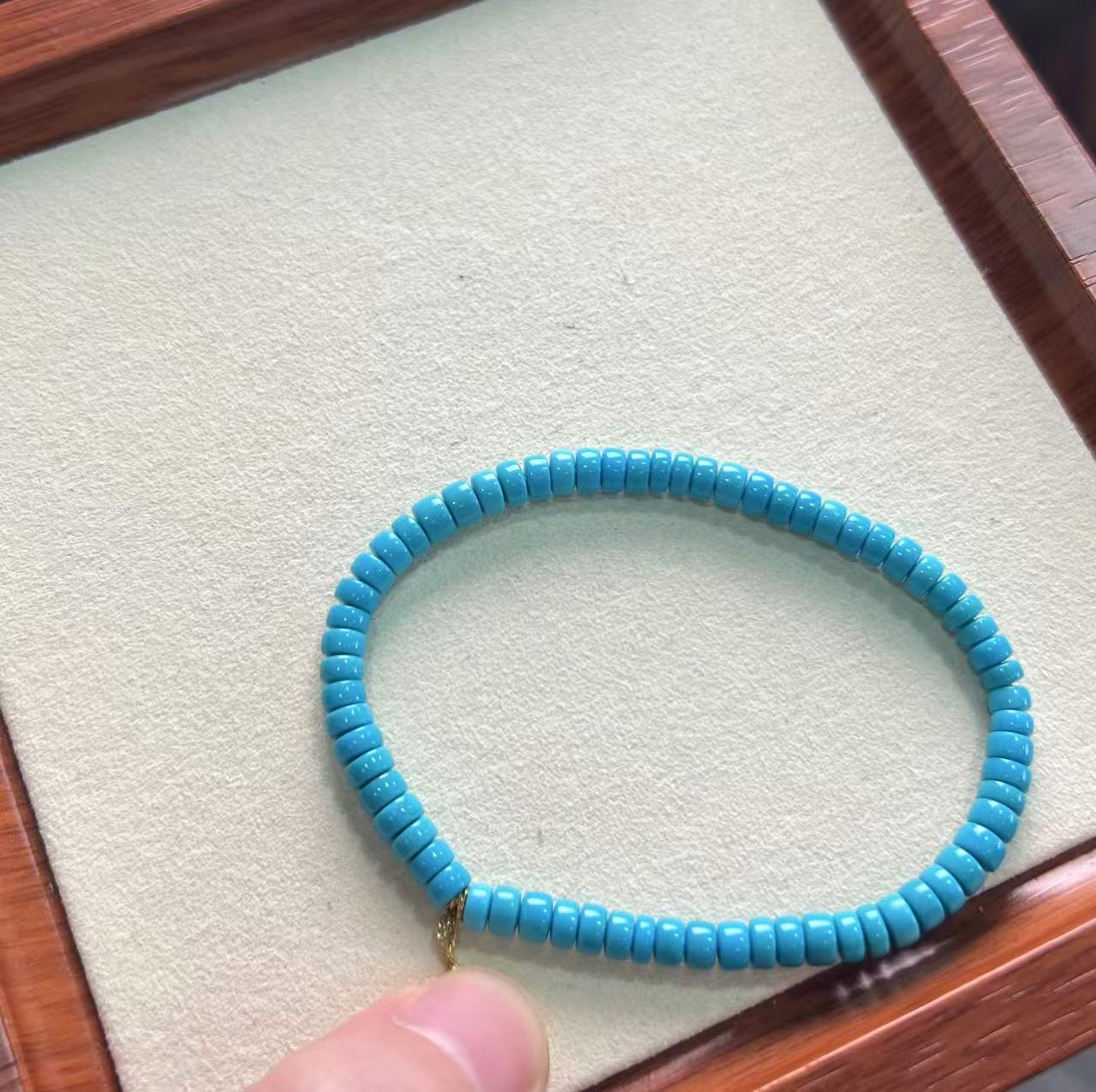 绿松石直切手串未镶嵌