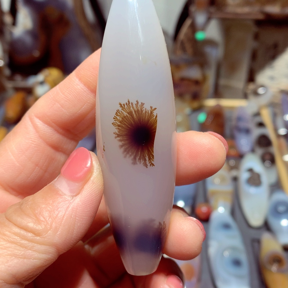 玛瑙/玉髓颈饰未镶嵌