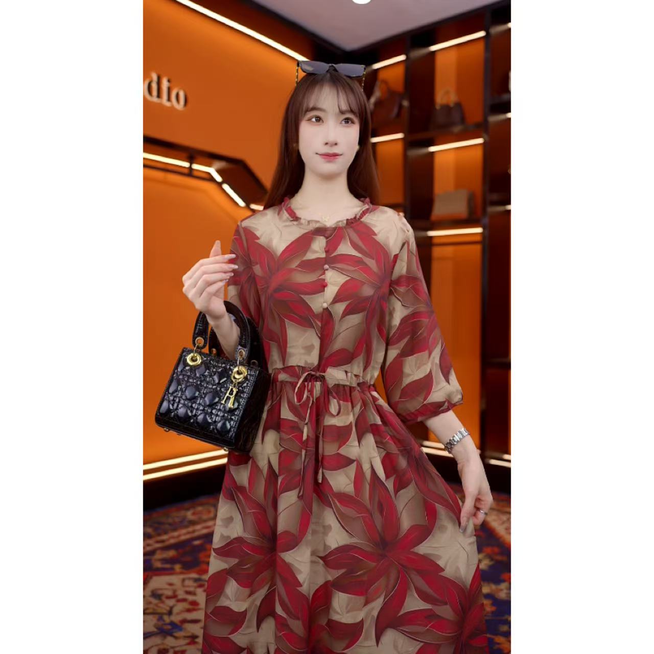 曼珠纱华-2025新款高端连衣裙高贵显瘦夏季妈妈装法式中长款-梦梦