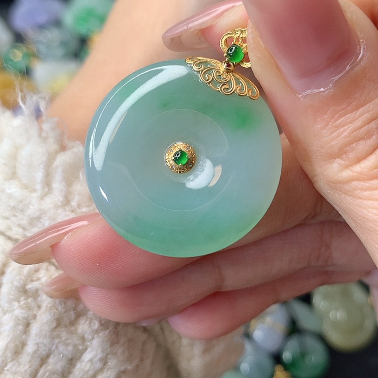 【闪购商品】翡翠吊坠(赠链)18K金镶嵌