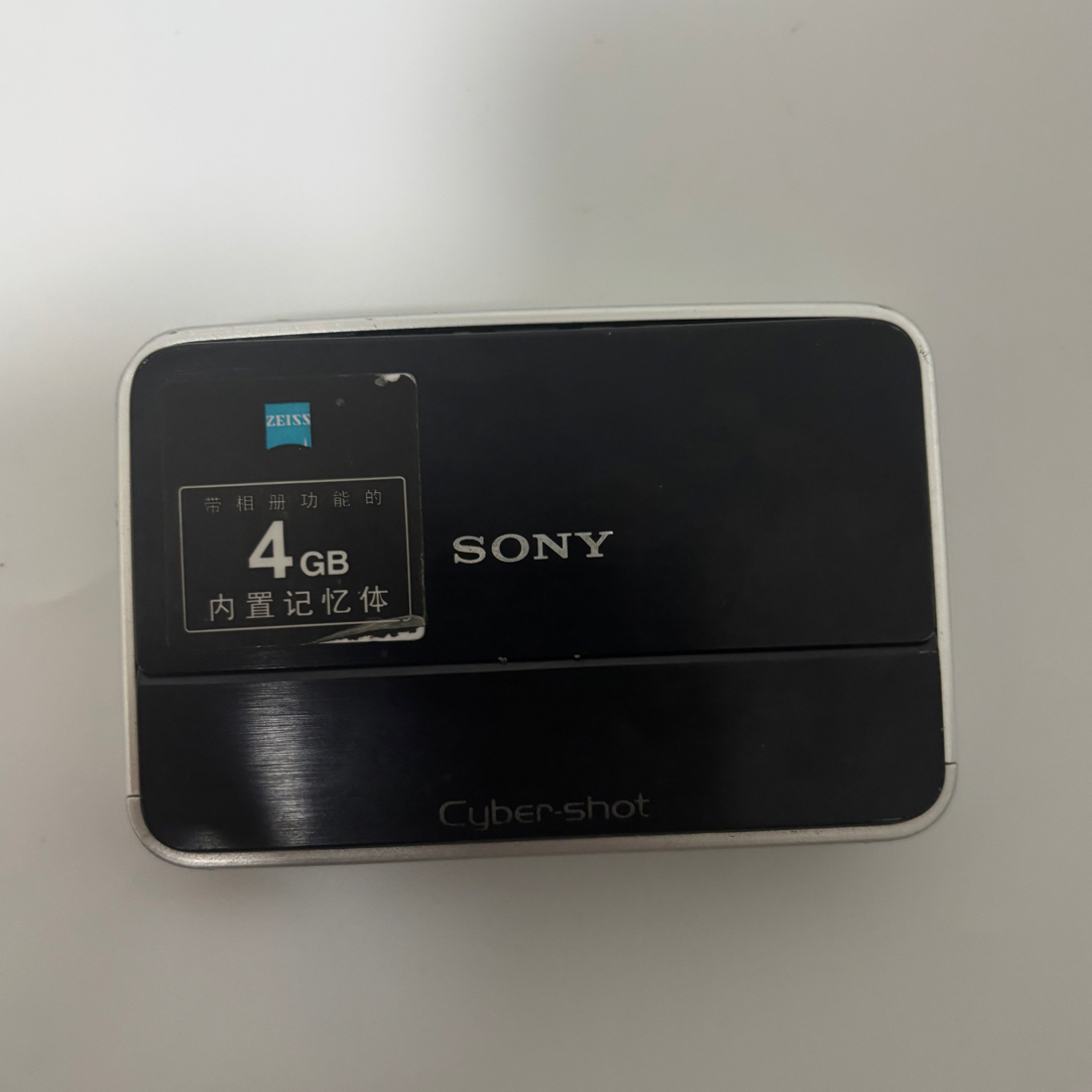 9新 Sony/索尼 t2黑色福利复古式ccd相机带配件