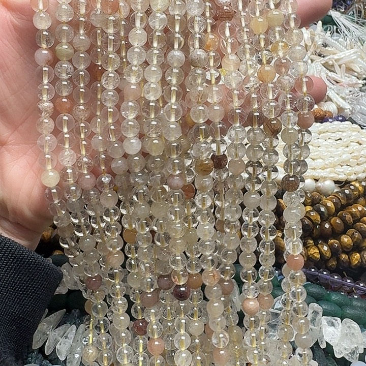 玛瑙/玉髓未镶嵌珠宝半成品福利一条6-7mm彩发晶