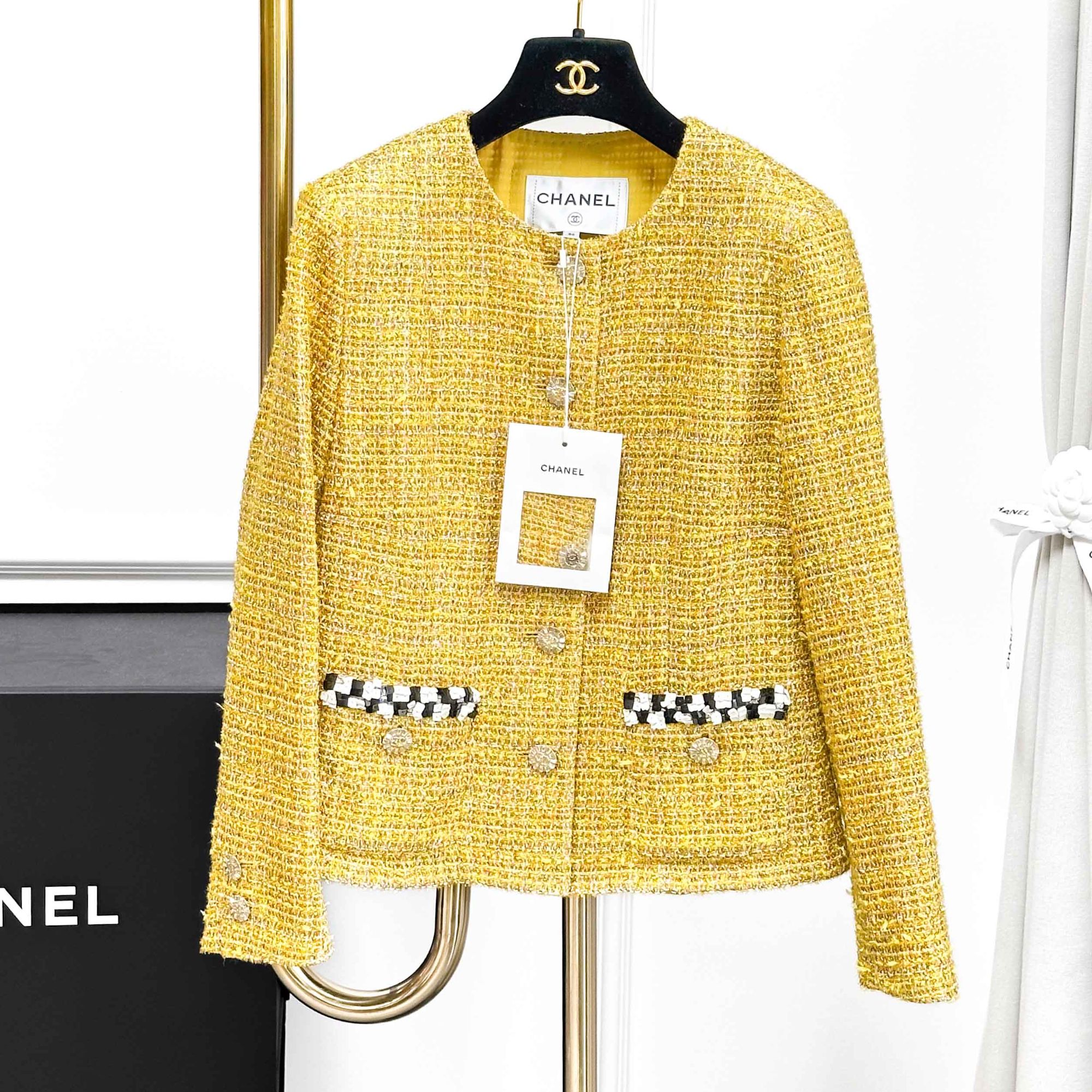 99新 Chanel/香奈儿 36码23C早春金色拼黑白亮片双口袋外套