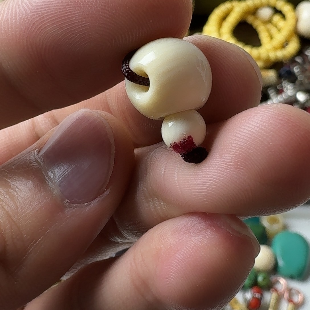 琉璃/树脂/塑料类藏传配饰