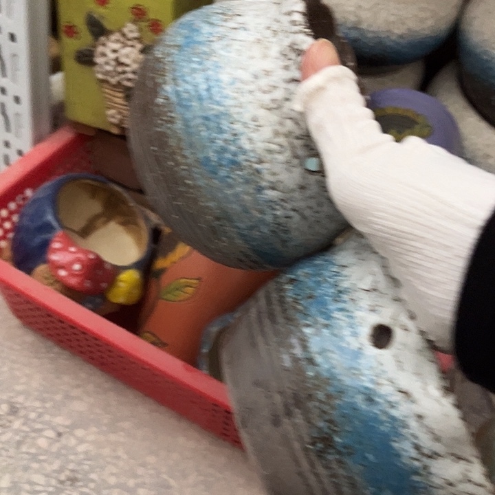 粗陶材质多肉花盆瑕疵品两个