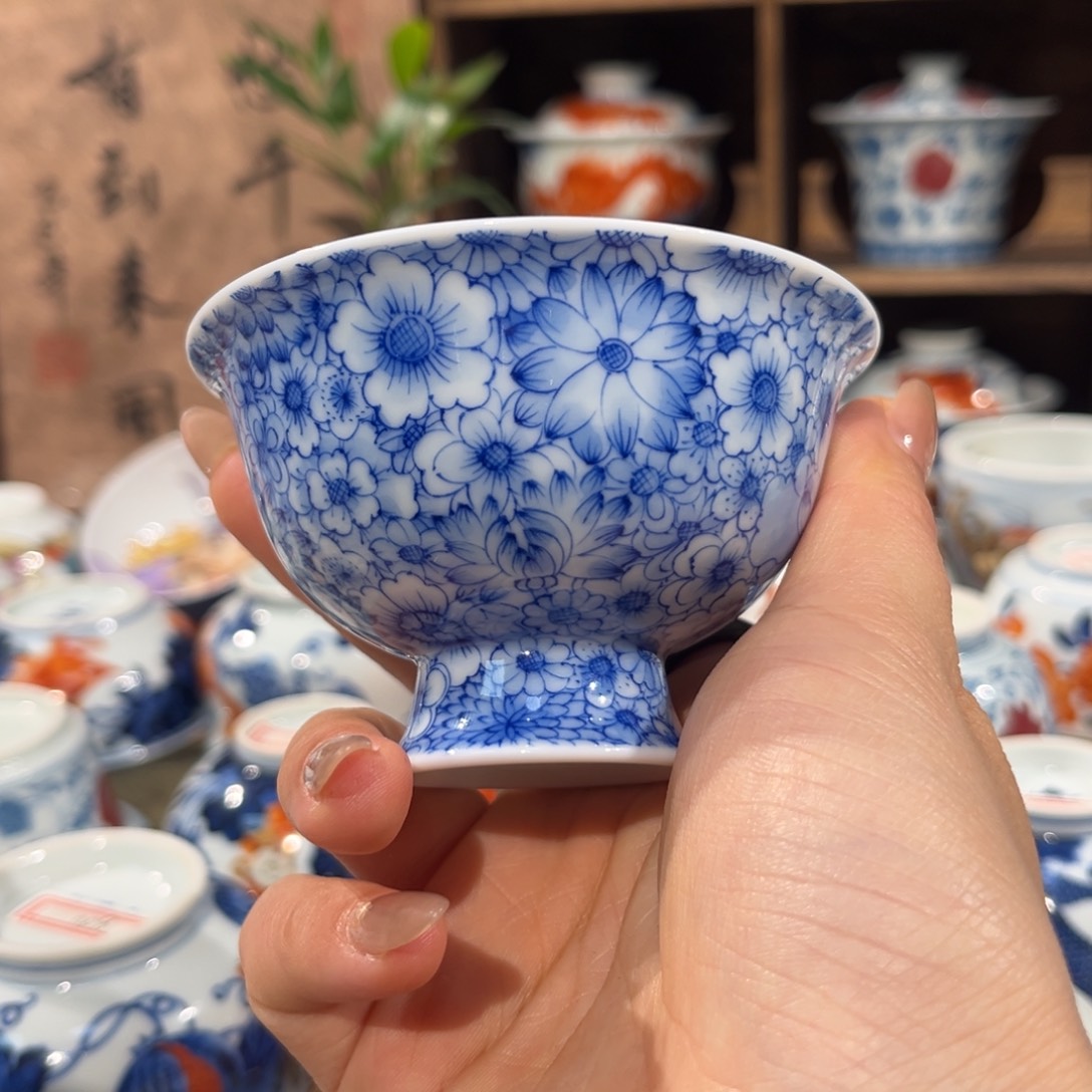 景德镇陶瓷主人杯