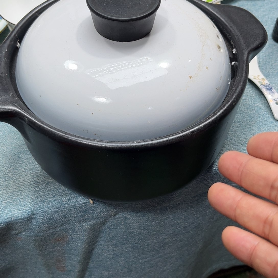 瓷片砂锅一个微瑕微瑕