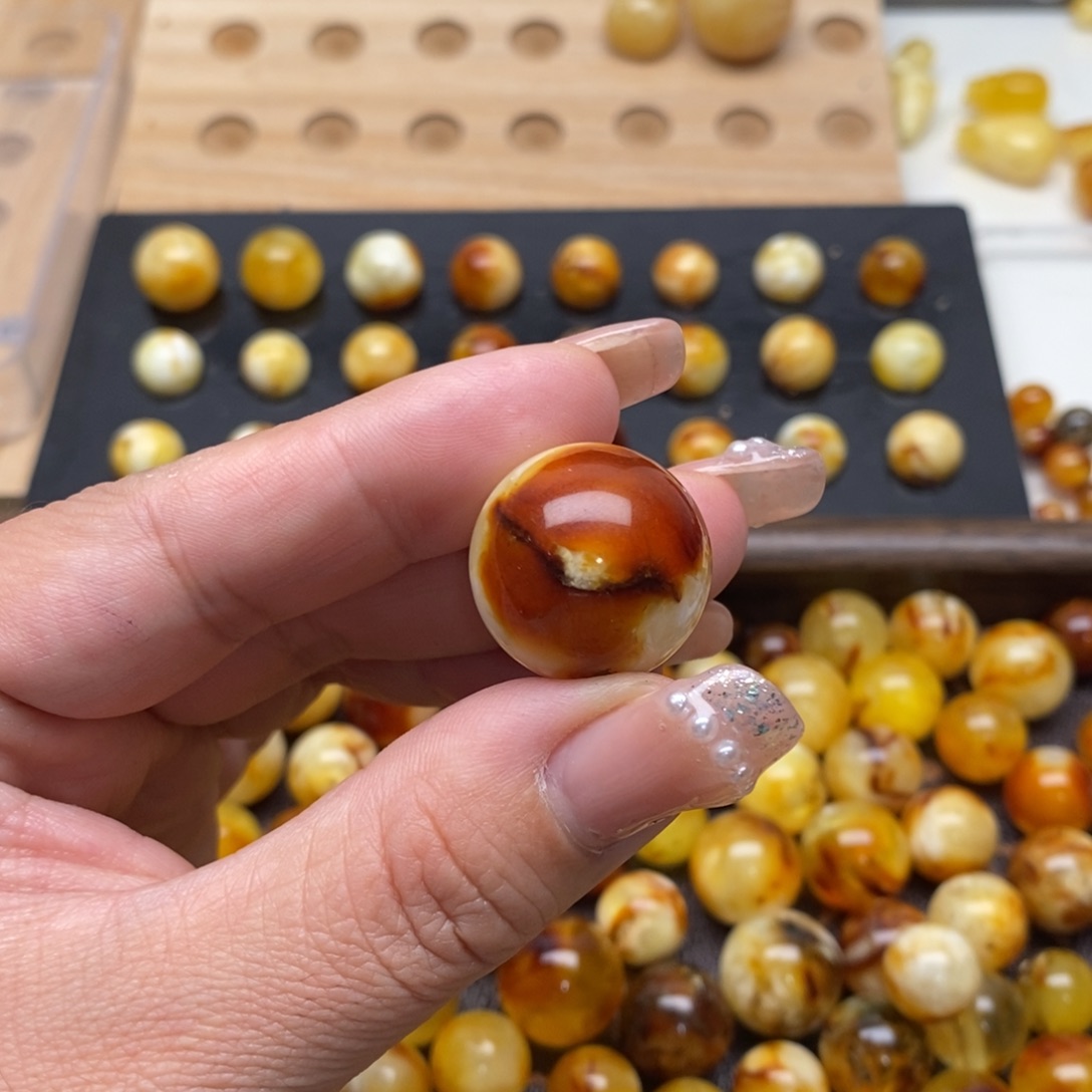 用***2蜜蜡未镶嵌裸石蜜蜡