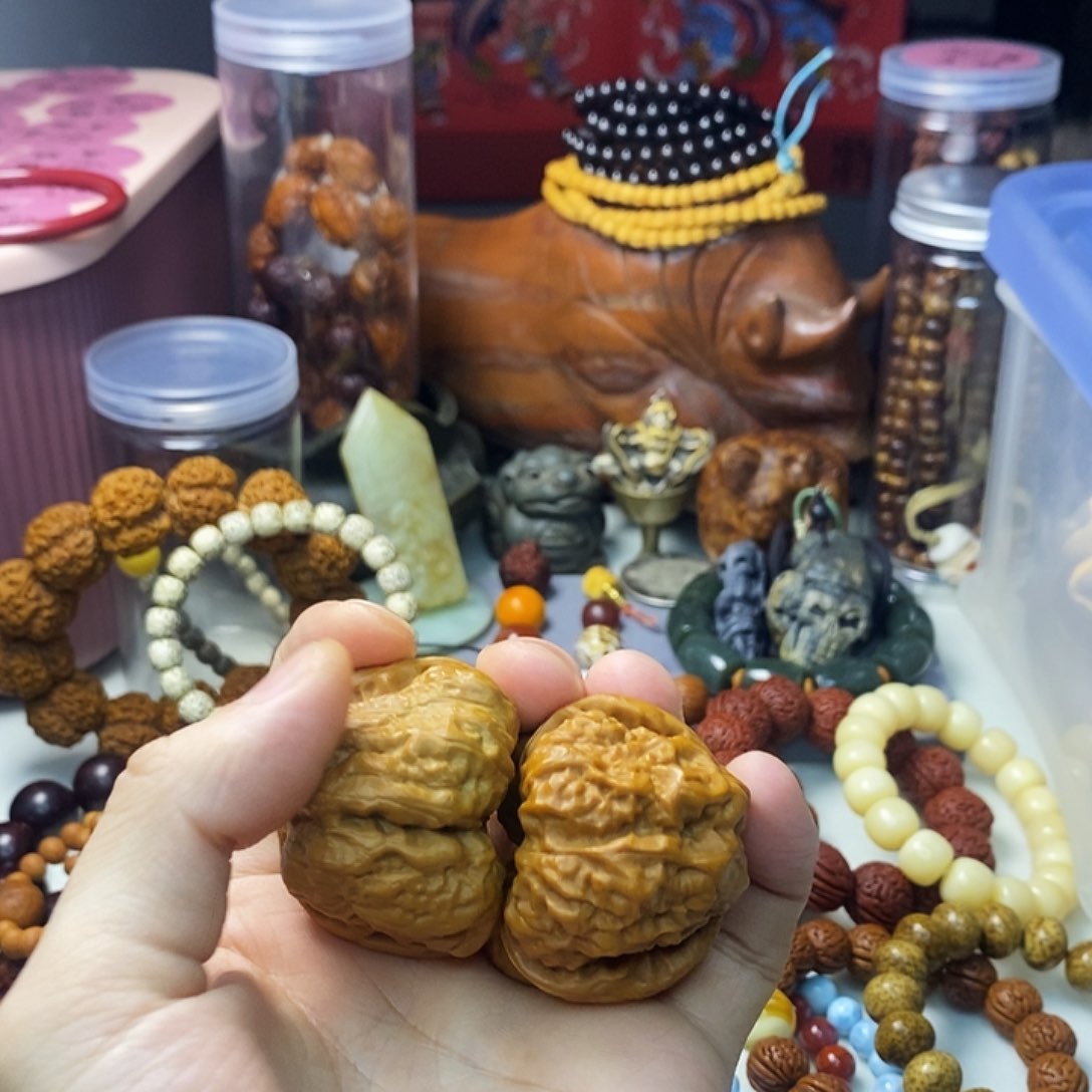 文玩核桃吊坠蛤蟆头核桃