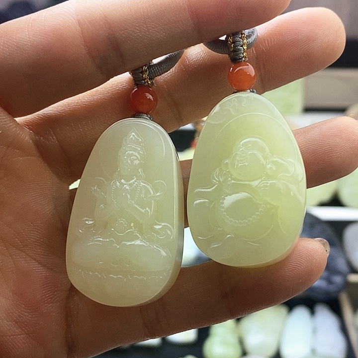 和田玉未镶嵌颈饰新疆若羌黄口一对观音佛公不单卖