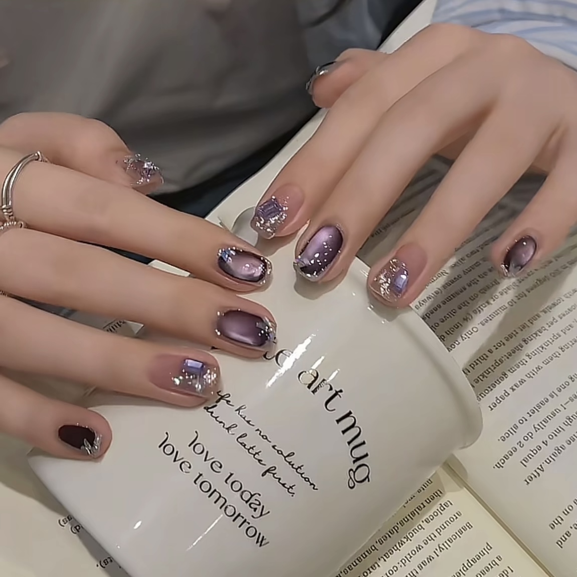 【紫霞仙子】紫色猫眼法式穿戴甲片2025新款高级感秋冬显白穿戴美甲