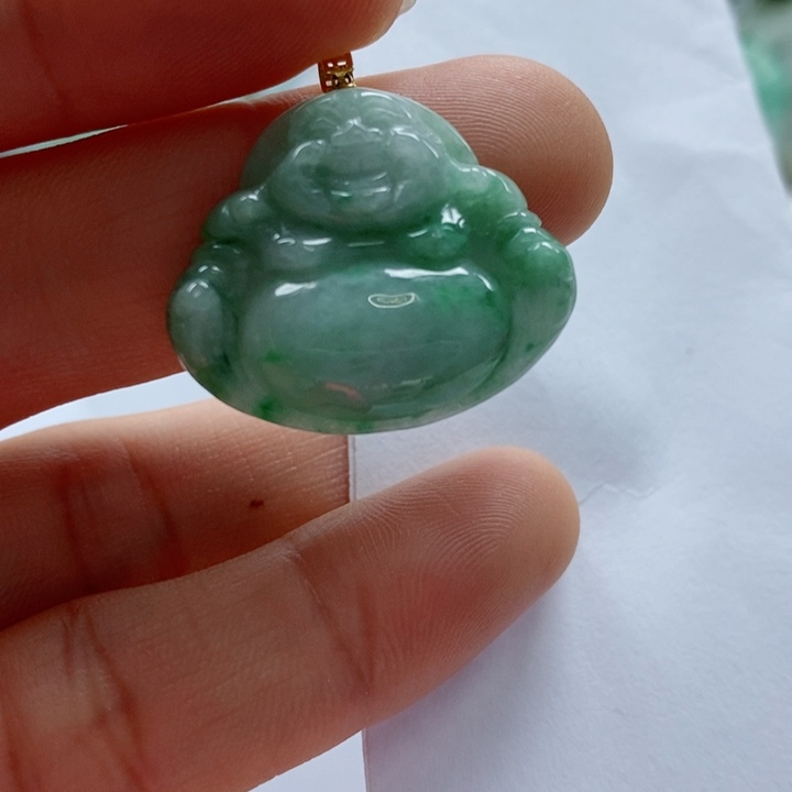 翡翠颈饰未镶嵌天然