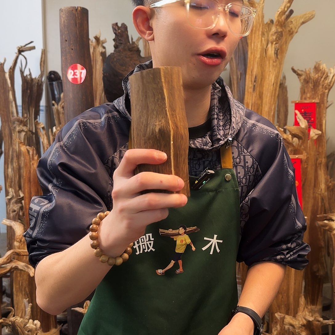 沉香摆件天然沉香原木摆件