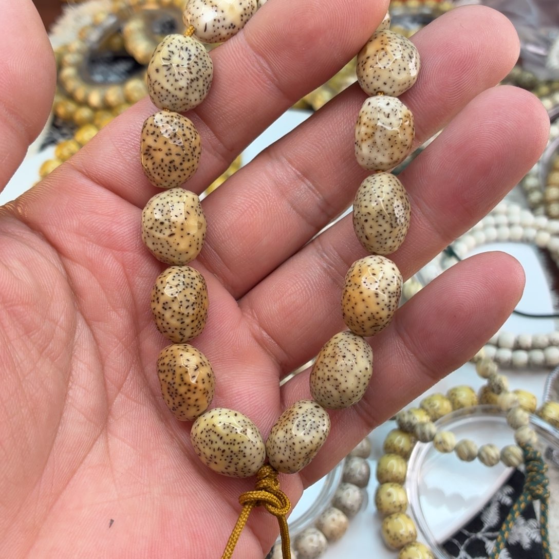 吊坠星月菩提海南星月菩提随性手持