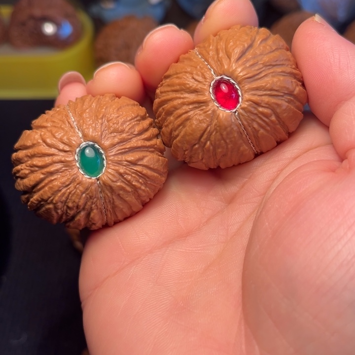 文玩核桃把件猴头元宝39