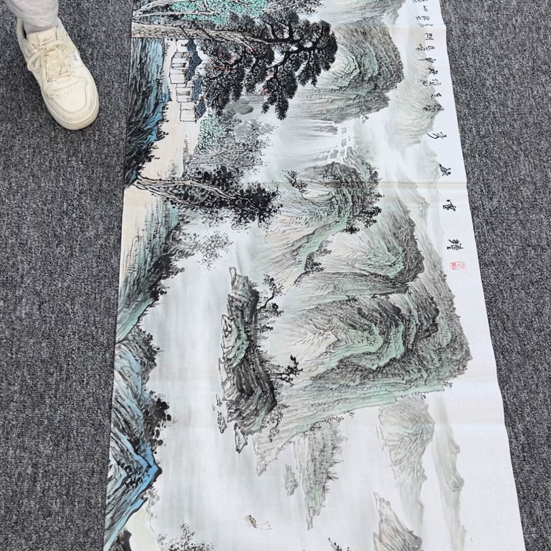 国画卖字画的小男孩