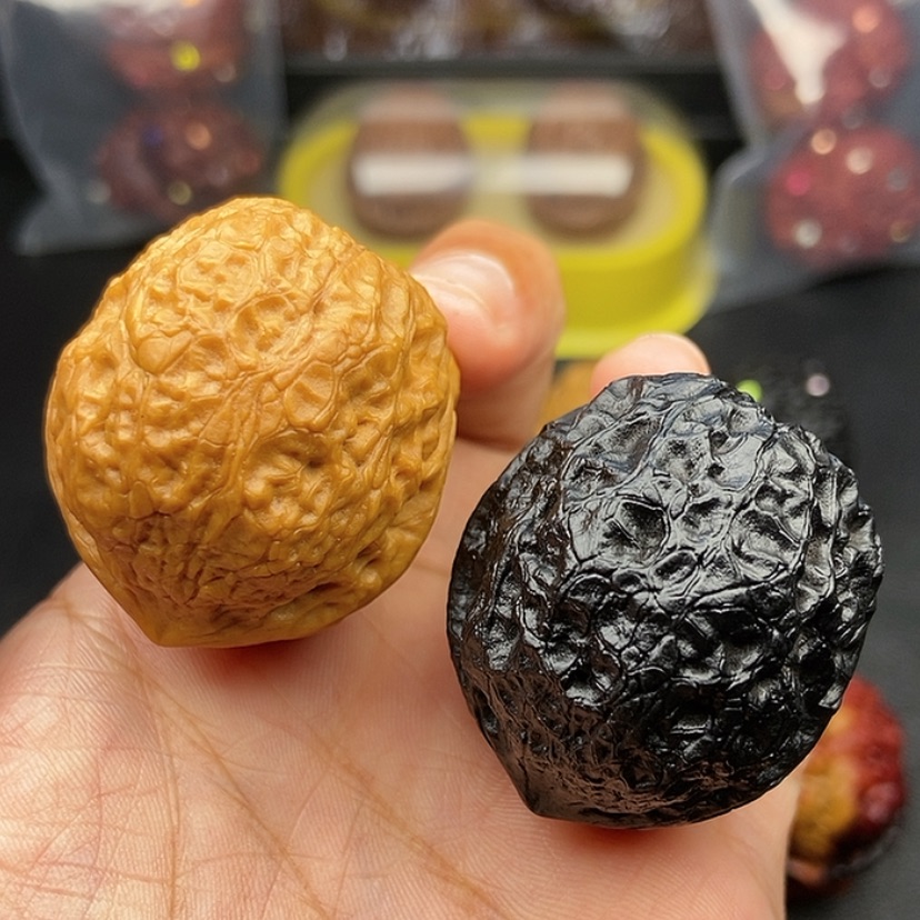 【闪购商品】把件文玩核桃40尺蛇皮元宝