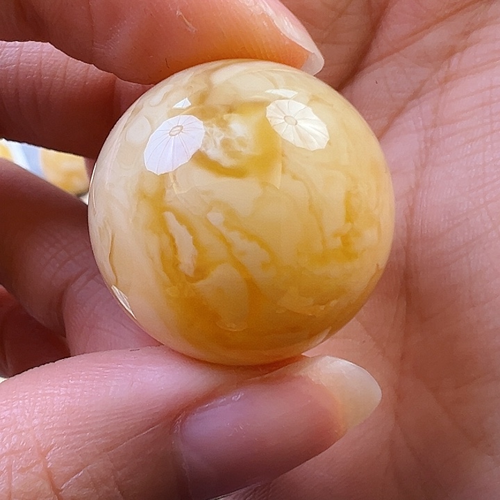 未镶嵌颈饰蜜蜡洪*生蜜蜡