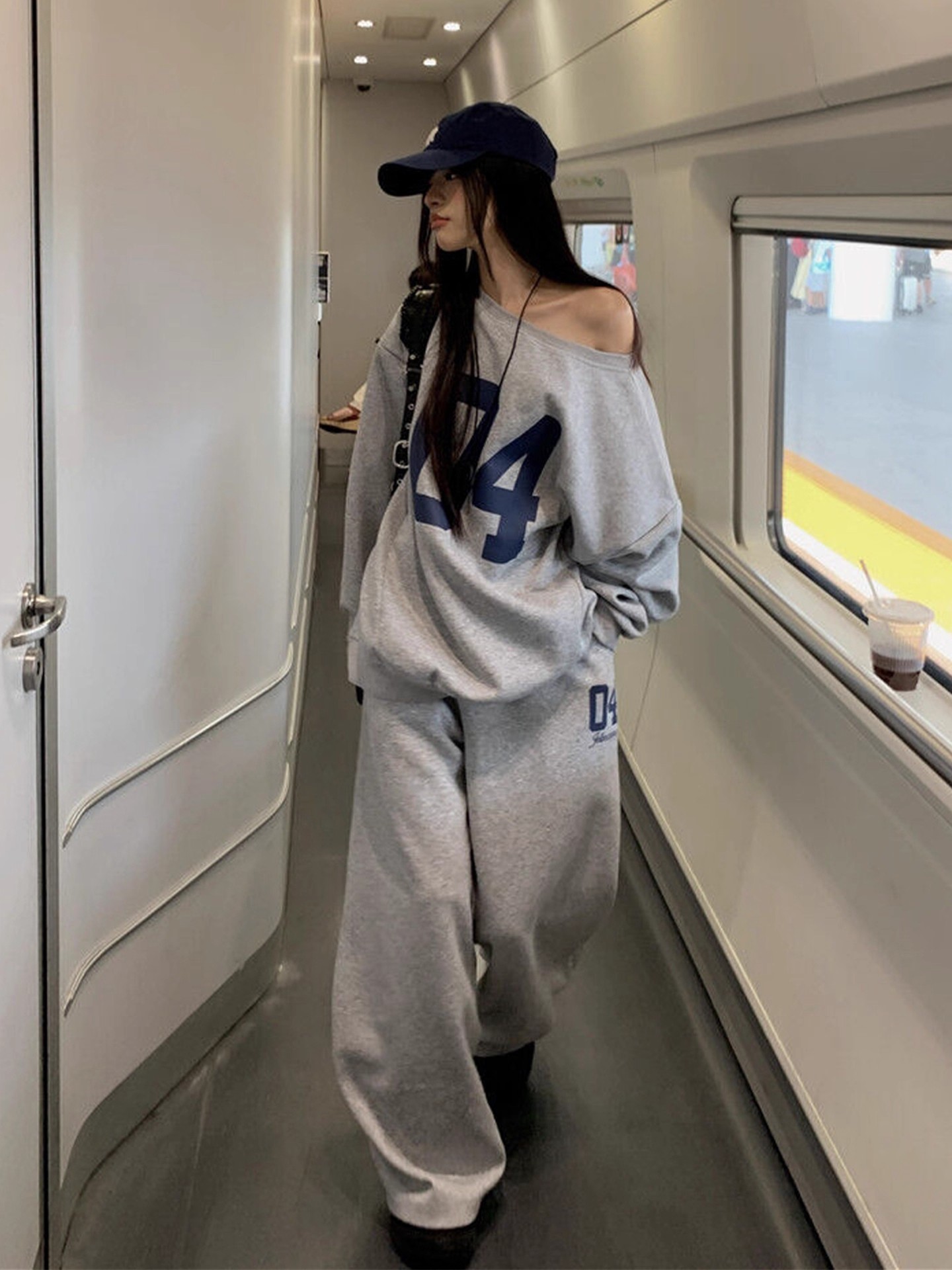 美式辣妹休闲运动套装女秋冬季宽松高级感露肩卫衣阔腿长裤两件套