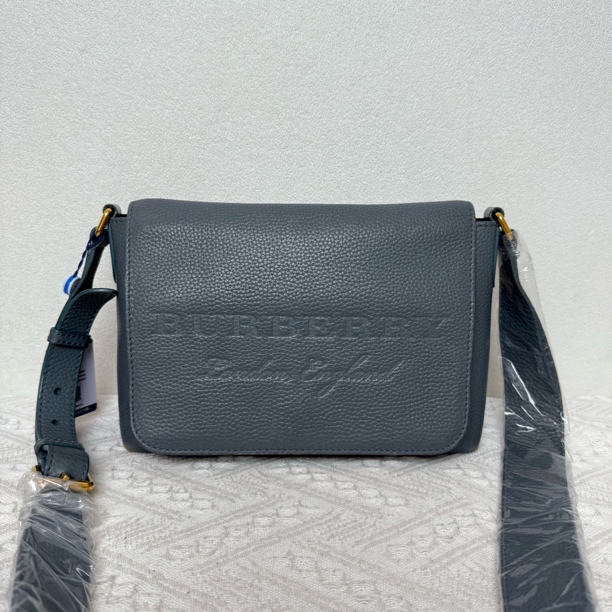 95新 BURBERRY/博柏利 4509/男士时尚蓝色全皮邮差包