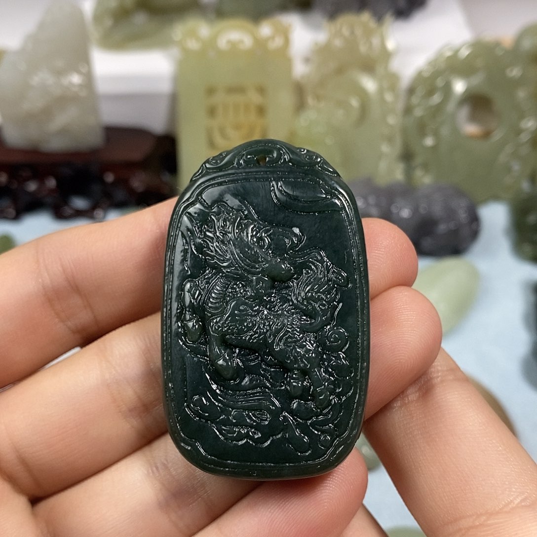 和田玉未镶嵌挂件